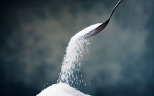 Мировые цены: выгодно ли инвестировать в сахар?