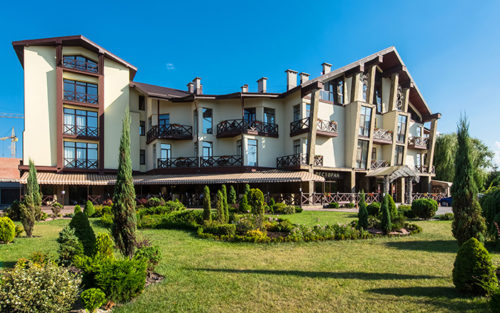 Reikartz Парк-Отель (Ивано-Франковск)