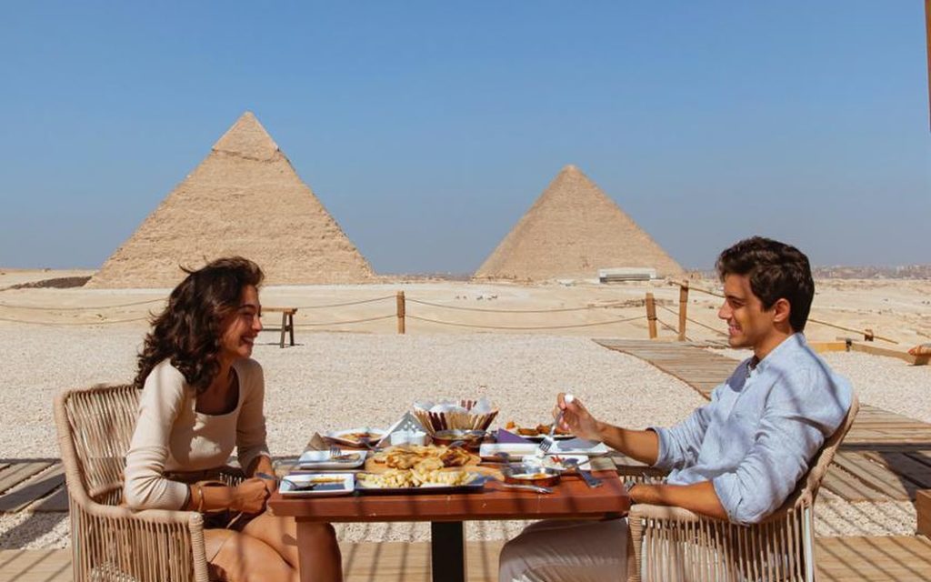 Ужин с фараонами пирамид Гизы