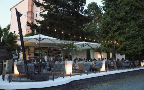 Mozart Resto Bar