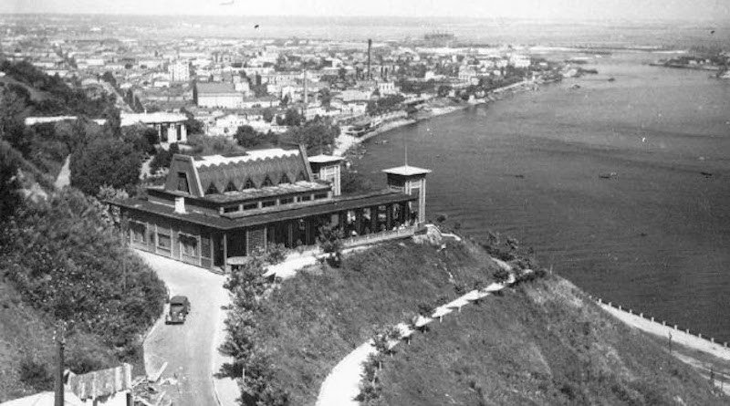 Київський ресторан "Рів’єра" на набережній. Історія культових закладів в Україні