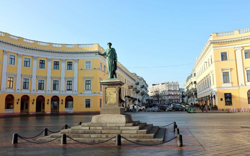 У центрі Одеси біля Дюка відкриють новий McDonald’s